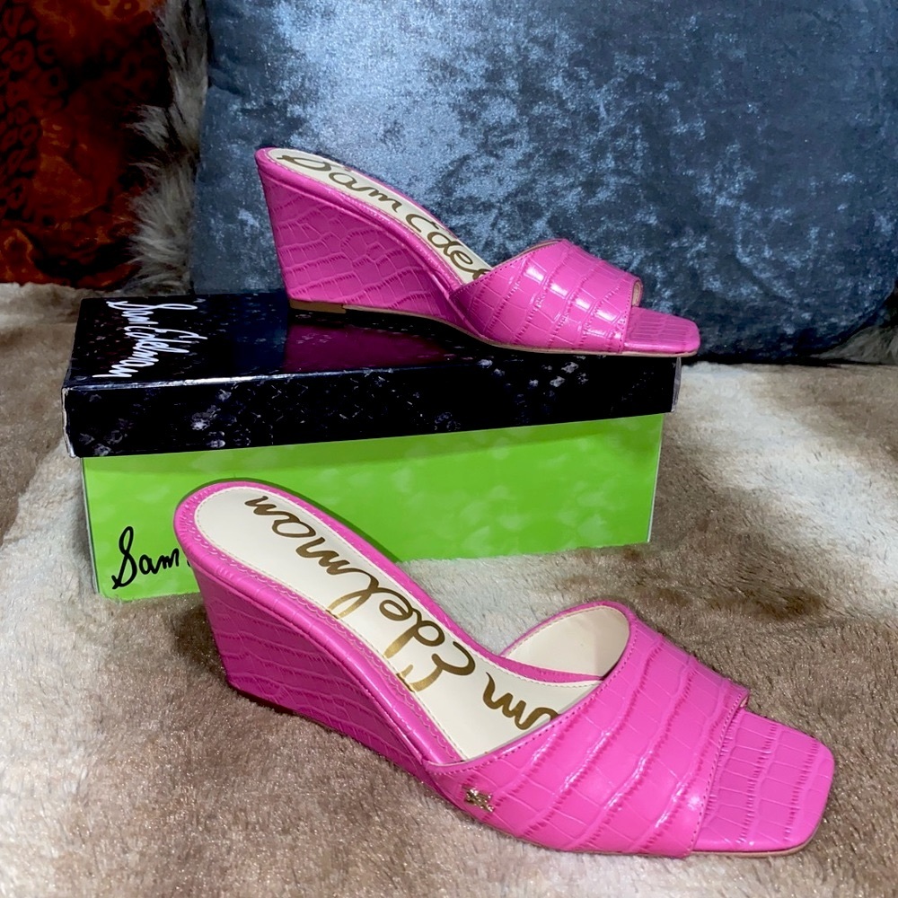 Sam Edelman Magenta Wedge Slide Sandals